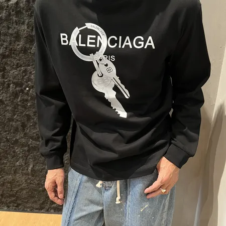 スーパーコピー バレンシアガ キーホルダー