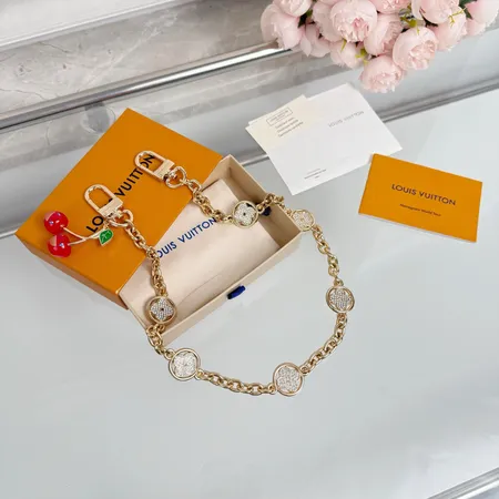 スーパーコピー ルイヴィトン キーホルダー