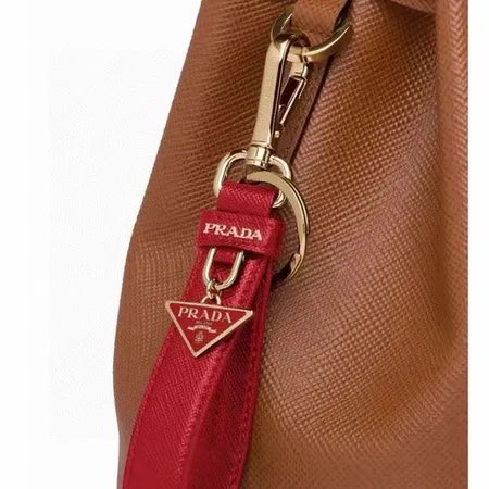 スーパーコピー プラダ キーホルダー