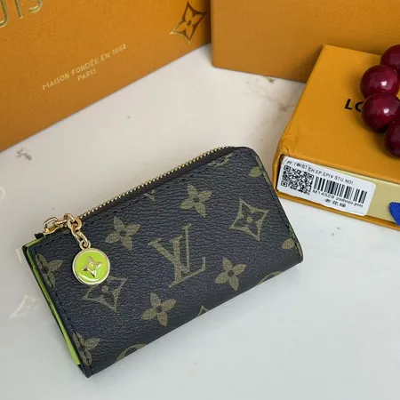 スーパーコピー ルイヴィトン キーホルダー