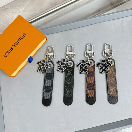 スーパーコピー ルイヴィトン キーホルダー