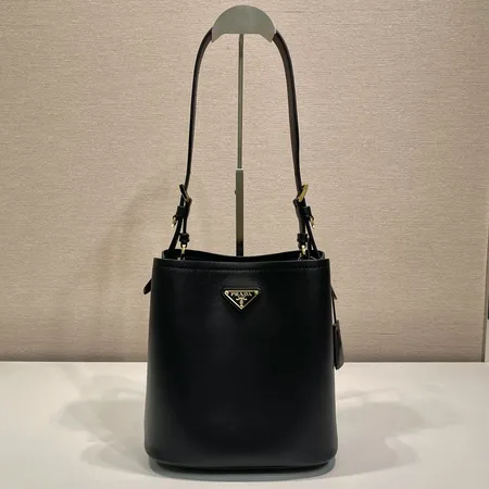 スーパーコピー プラダ キーホルダー