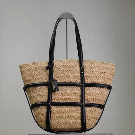 スーパーコピー イブサンローラン キーホルダー