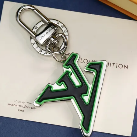 スーパーコピー ルイヴィトン キーホルダー