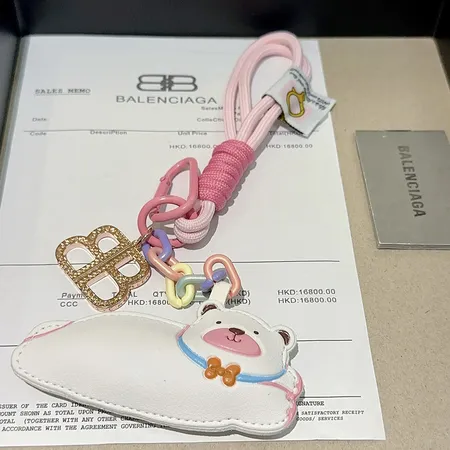 スーパーコピー バレンシアガ キーホルダー