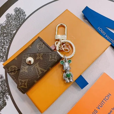スーパーコピー ルイヴィトン キーホルダー