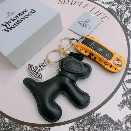 スーパーコピー クリスチャン・ルブタン キーホルダー