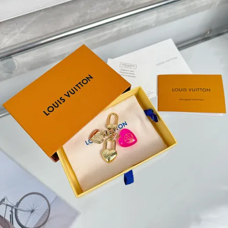 スーパーコピー ルイヴィトン キーホルダー