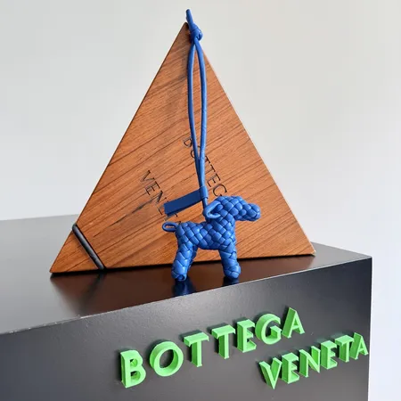 スーパーコピー ボッテガ ヴェネタ キーホルダー