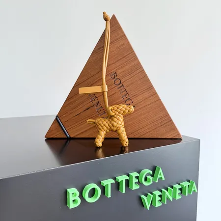 スーパーコピー ボッテガ ヴェネタ キーホルダー