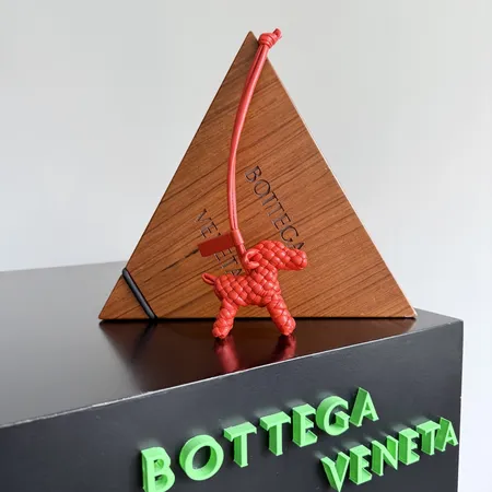 スーパーコピー ボッテガ ヴェネタ キーホルダー