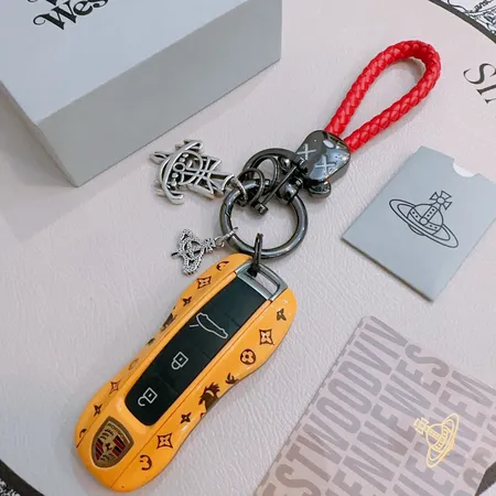 スーパーコピー クリスチャン・ルブタン キーホルダー