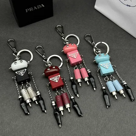 スーパーコピー バレンシアガ キーホルダー