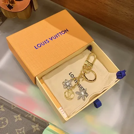 スーパーコピー ルイヴィトン キーホルダー