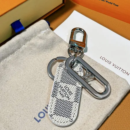 スーパーコピー ルイヴィトン キーホルダー