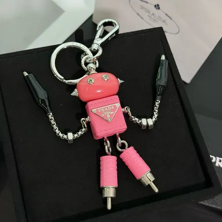 スーパーコピー プラダ キーホルダー