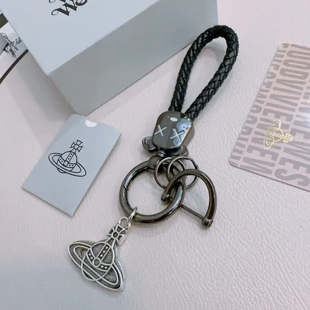  スーパーコピー クリスチャン・ルブタン キーホルダー