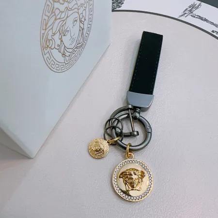  スーパーコピー プラダ キーホルダー