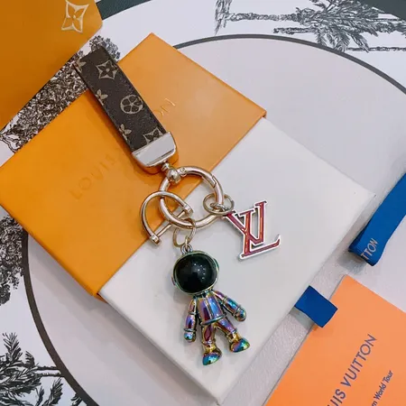 スーパーコピー ルイヴィトン キーホルダー