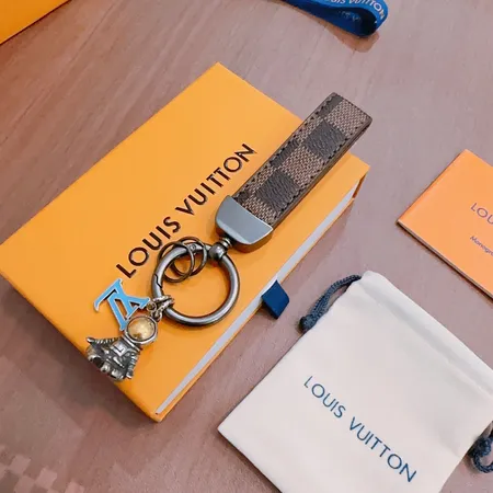 スーパーコピー ルイヴィトン キーホルダー