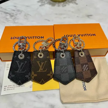 スーパーコピー ルイヴィトン キーホルダー