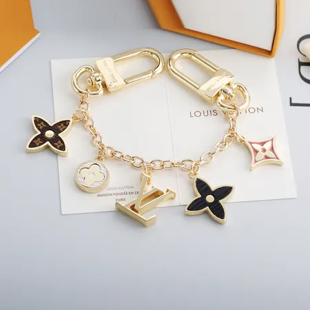 スーパーコピー ルイヴィトン キーホルダー