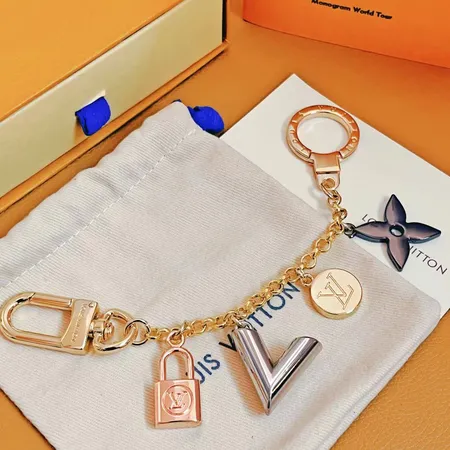 スーパーコピー ルイヴィトン キーホルダー