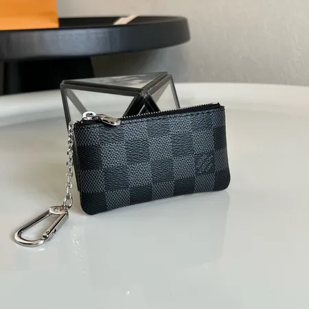 スーパーコピー ルイヴィトン キーホルダー