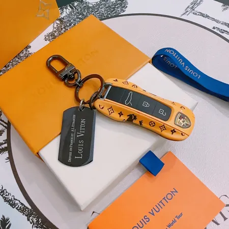 スーパーコピー ルイヴィトン キーホルダー