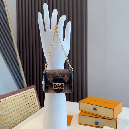 スーパーコピー ルイヴィトン キーホルダー