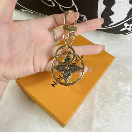 スーパーコピー ルイヴィトン キーホルダー