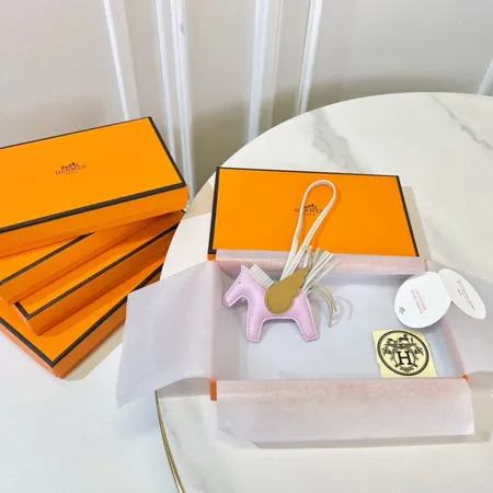 スーパーコピー シャネル キーホルダー