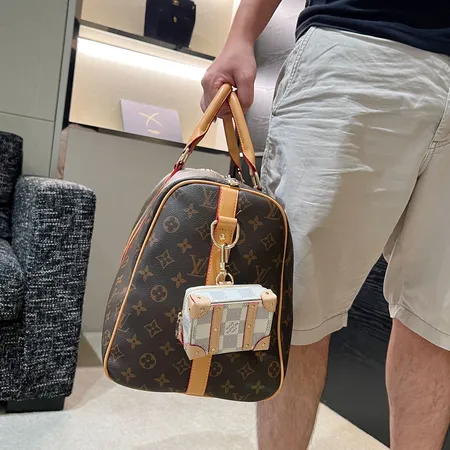 スーパーコピー ルイヴィトン キーホルダー