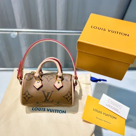 スーパーコピー ルイヴィトン キーホルダー