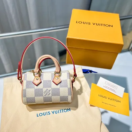 スーパーコピー ルイヴィトン キーホルダー