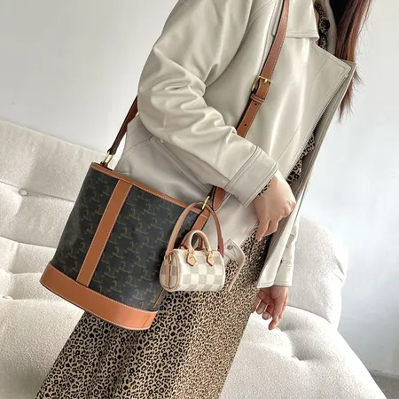 スーパーコピー ルイヴィトン キーホルダー