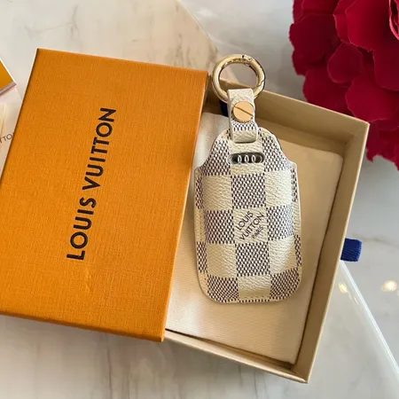 スーパーコピー ルイヴィトン キーホルダー