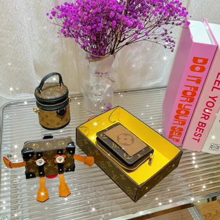 スーパーコピー ルイヴィトン キーホルダー