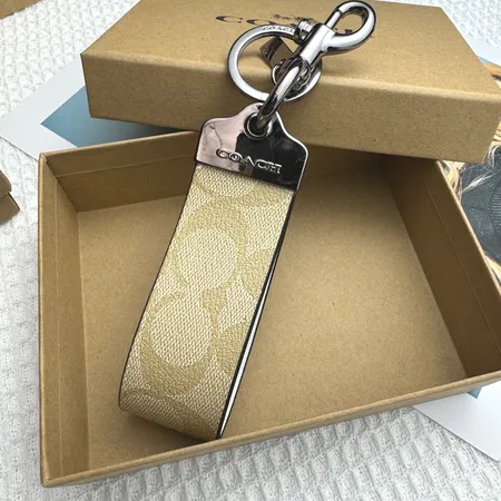  スーパーコピー ヴェルサーチ キーホルダー