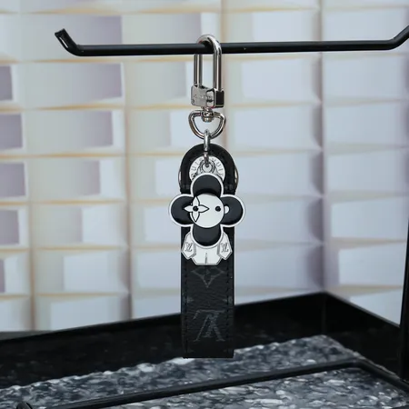 スーパーコピー ヴィヴィアン・ウエストウッド キーホルダー