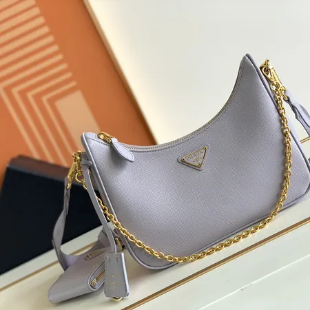 スーパーコピー バレンシアガ キーホルダー