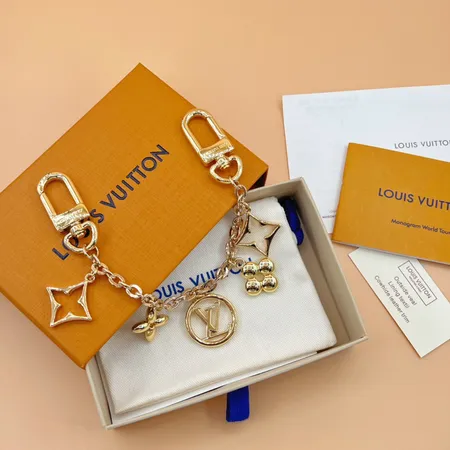 スーパーコピー ルイヴィトン キーホルダー
