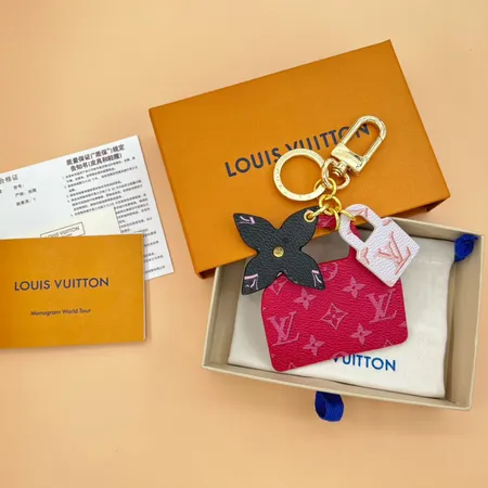 スーパーコピー ルイヴィトン キーホルダー