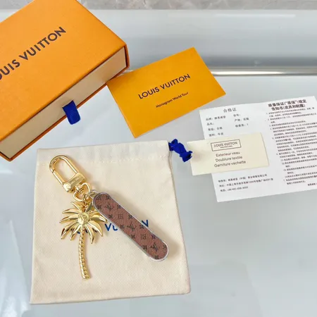 スーパーコピー ルイヴィトン キーホルダー