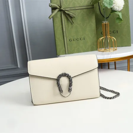  スーパーコピー ルイヴィトン キーホルダー