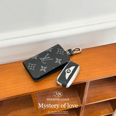 スーパーコピー ルイヴィトン キーホルダー