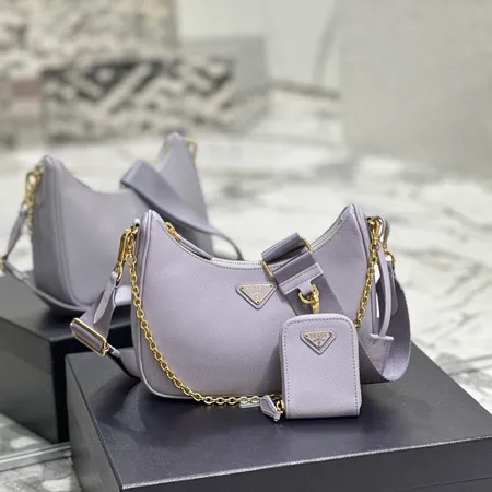 スーパーコピー プラダ キーホルダー