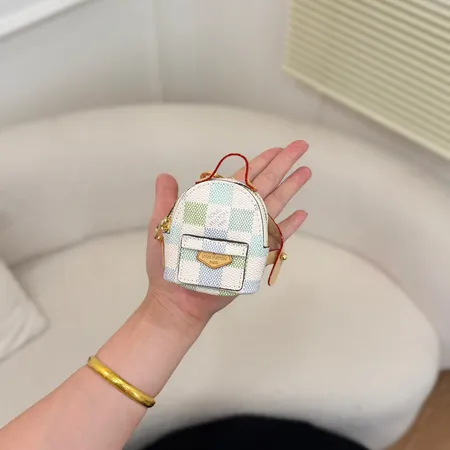 スーパーコピー ルイヴィトン キーホルダー