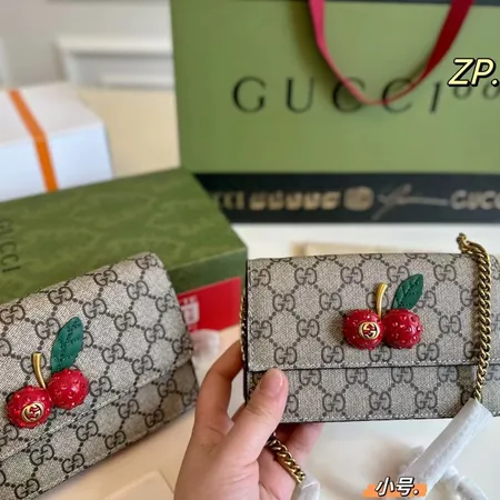 スーパーコピー グッチ キーホルダー