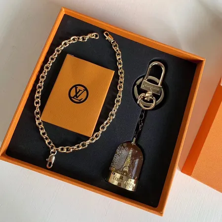 スーパーコピー ルイヴィトン キーホルダー